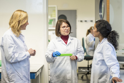 Three ProQRians in the laboratories in Leiden