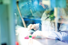 Female scientist working in ProQR's laboratories