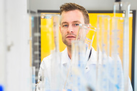 ProQR scientist in the lab